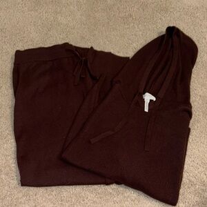 GUC Medium sweat suit